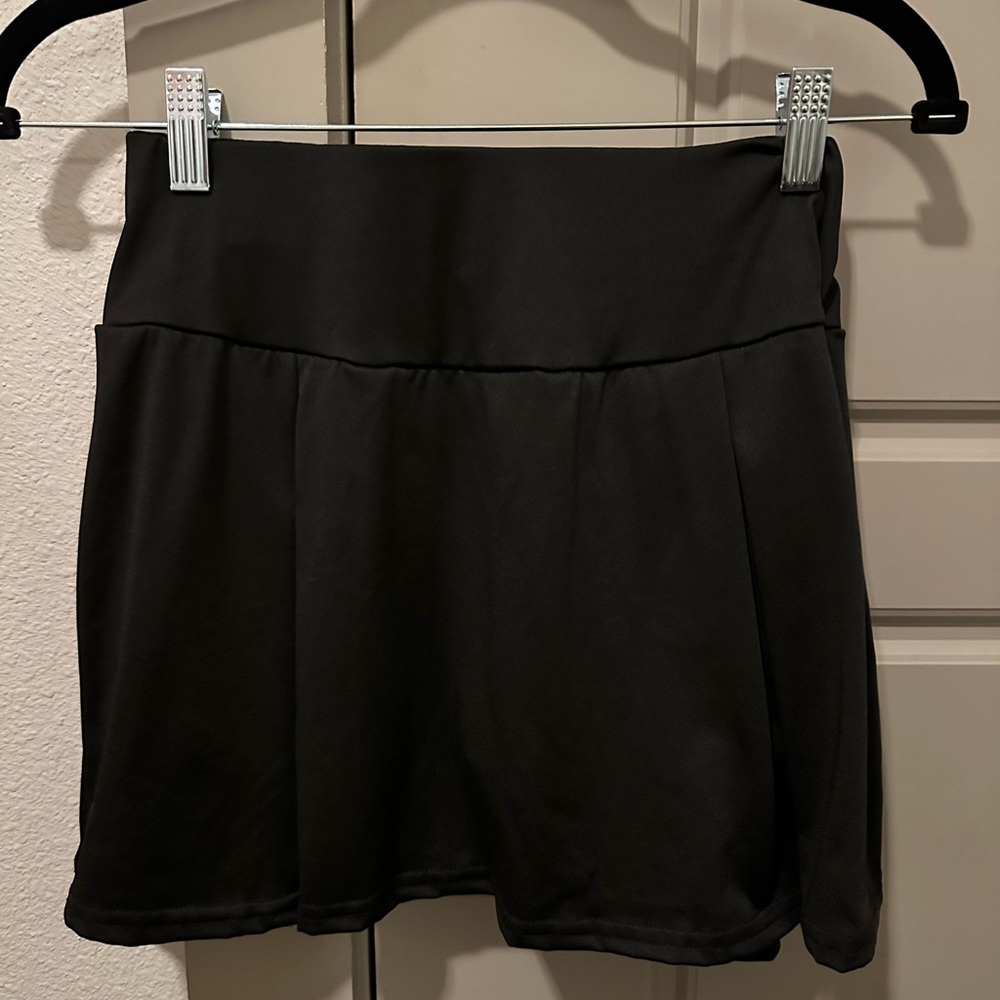 Black Tracie’s athletic/tennis skirt, size small - Picture 1 of 2